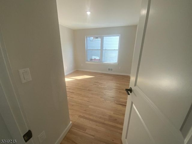 300 Ellison St, Paterson City, NJ 07501