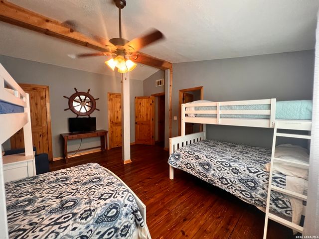 1705 Blueridge Dr, Canyon Lake, TX 78133