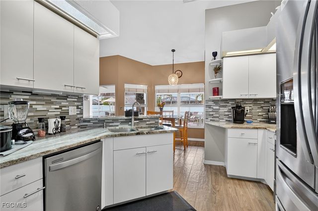 412 SE 13th AVE, Cape Coral, FL 33990