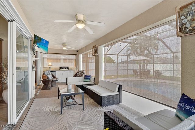 412 SE 13th AVE, Cape Coral, FL 33990