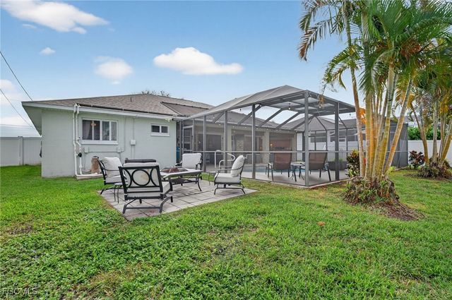 412 SE 13th AVE, Cape Coral, FL 33990