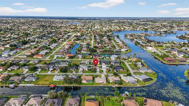 412 SE 13th AVE, Cape Coral, FL 33990