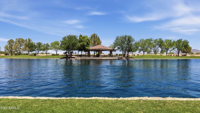 221 W BLUE LAGOON Drive, Casa Grande, AZ 85122