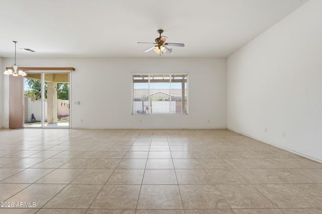 221 W BLUE LAGOON Drive, Casa Grande, AZ 85122