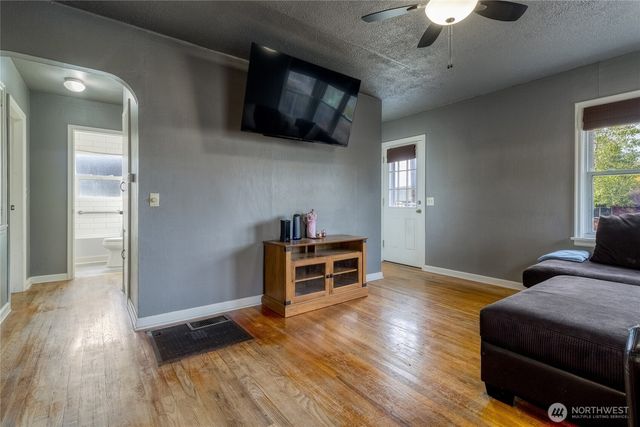 516 N Blue Street, Walla Walla, WA 99362