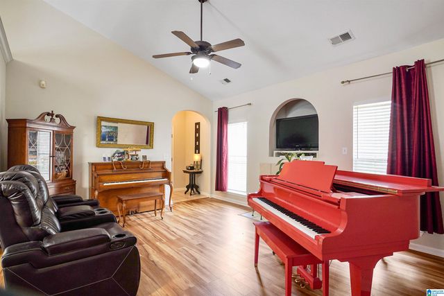6217 LETSON FARM TRAIL, Bessemer, AL 35022