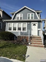 469 Columbia Avenue, Cliffside Park, NJ 07010