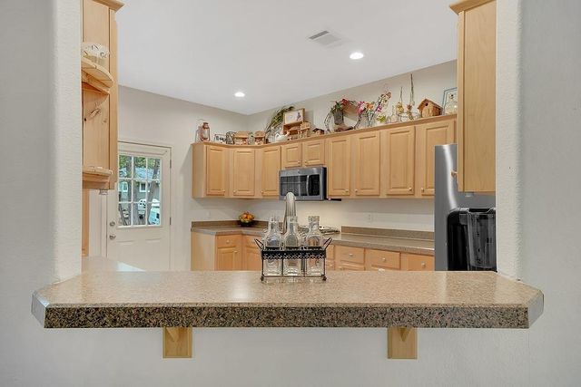 25150 Overland Dr, Volcano, CA 95689