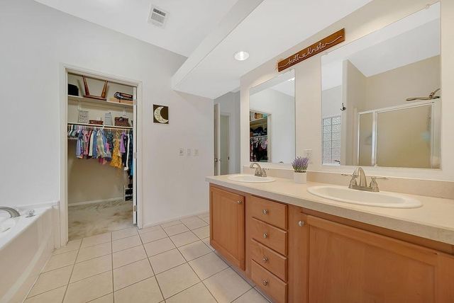 25150 Overland Dr, Volcano, CA 95689