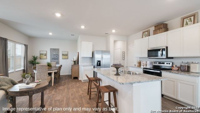 1502 Champagne Oak, New Braunfels, TX 78130