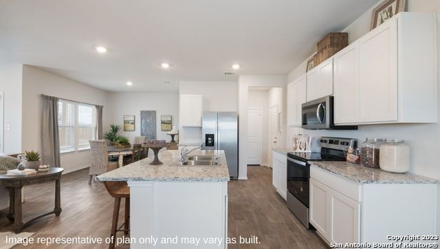 1502 Champagne Oak, New Braunfels, TX 78130
