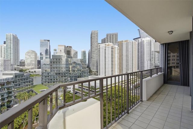 520 SE Brickell Key Drive A1615, Miami, FL 33131