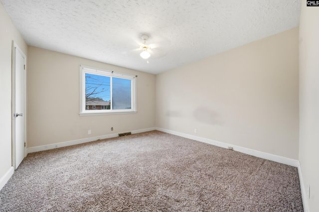 586 Rainbow Circle, West Columbia, SC 29170