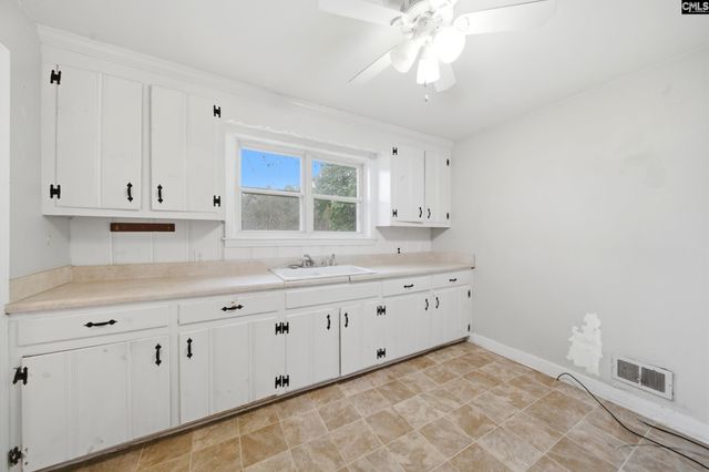 586 Rainbow Circle, West Columbia, SC 29170