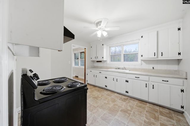 586 Rainbow Circle, West Columbia, SC 29170
