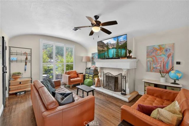 2030 Eucalyptus, Long Beach, CA 90806