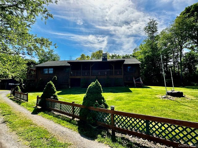 11 Cuomo Drive, Highland, NY 12528