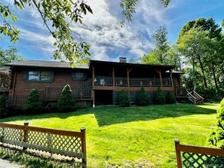 11 Cuomo Drive, Highland, NY 12528