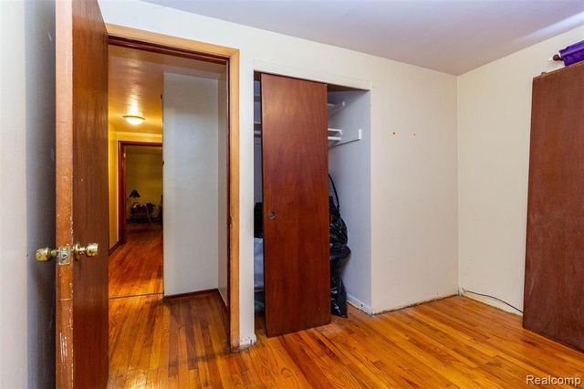 16024 Stratford Drive, Southfield, MI 48075