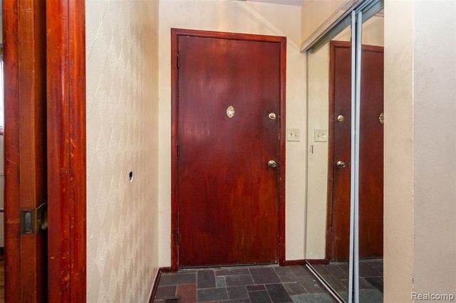 16024 Stratford Drive, Southfield, MI 48075