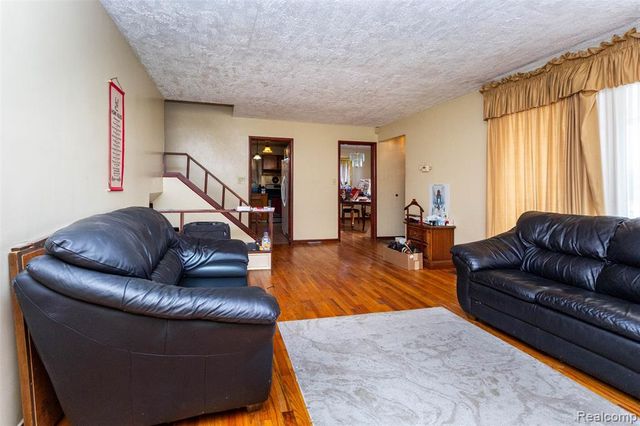 16024 Stratford Drive, Southfield, MI 48075