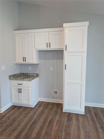 9135 George Washington HWY, Gloucester, VA 23061