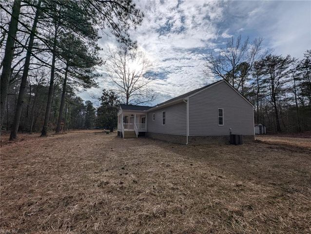 9135 George Washington HWY, Gloucester, VA 23061