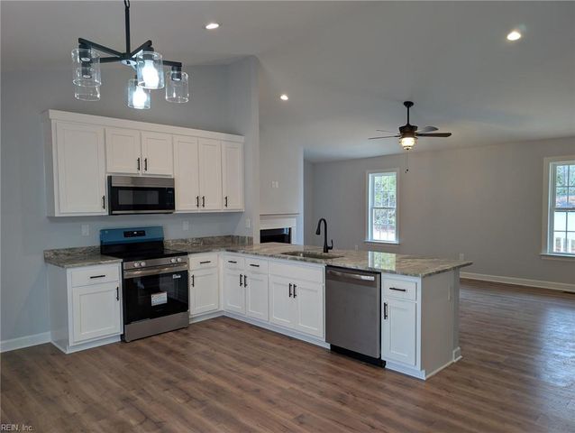 9135 George Washington HWY, Gloucester, VA 23061