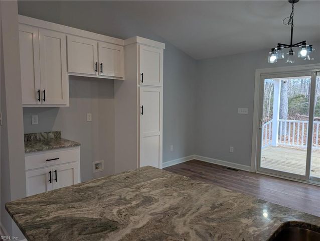 9135 George Washington HWY, Gloucester, VA 23061
