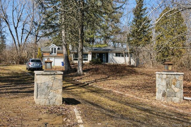 7 Lakeview Road, North Salem, NY 10560