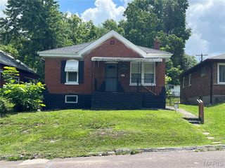 5502 Helen Avenue, St Louis, MO 63136