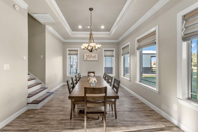 726 Stallion Circle, Angleton, TX 77515