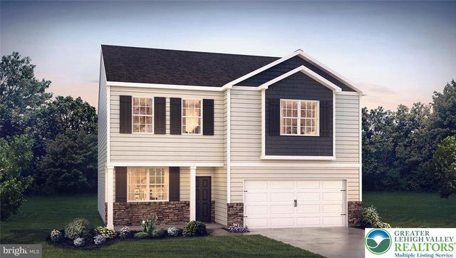 131 Winding Road, Forks Twp, PA 18040