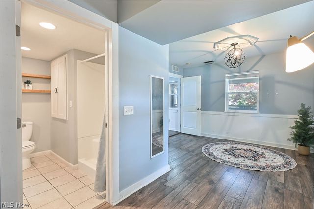 1910 Tudor Street, Cuyahoga Falls, OH 44221