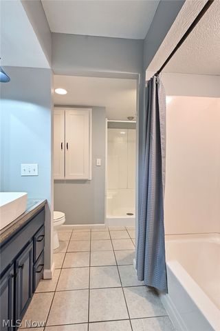 1910 Tudor Street, Cuyahoga Falls, OH 44221