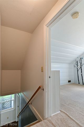 1910 Tudor Street, Cuyahoga Falls, OH 44221