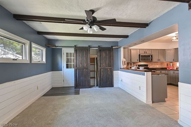1910 Tudor Street, Cuyahoga Falls, OH 44221