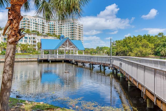 625 Casa Loma Boulevard 508, Boynton Beach, FL 33435