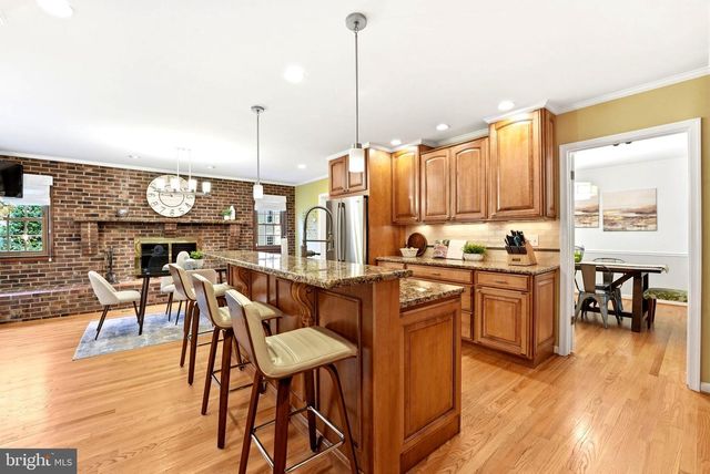 1905 WAKEFIELD ST, Alexandria, VA 22308