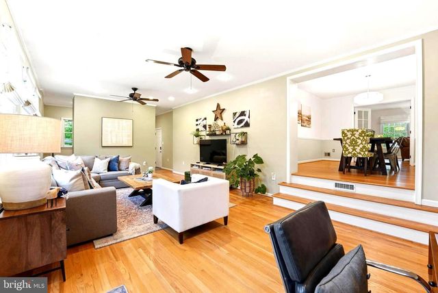 1905 WAKEFIELD ST, Alexandria, VA 22308