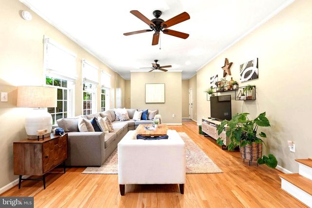 1905 WAKEFIELD ST, Alexandria, VA 22308