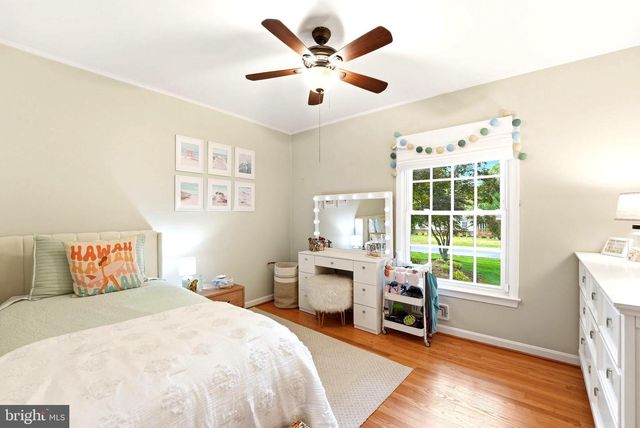 1905 WAKEFIELD ST, Alexandria, VA 22308