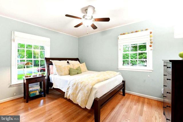 1905 WAKEFIELD ST, Alexandria, VA 22308