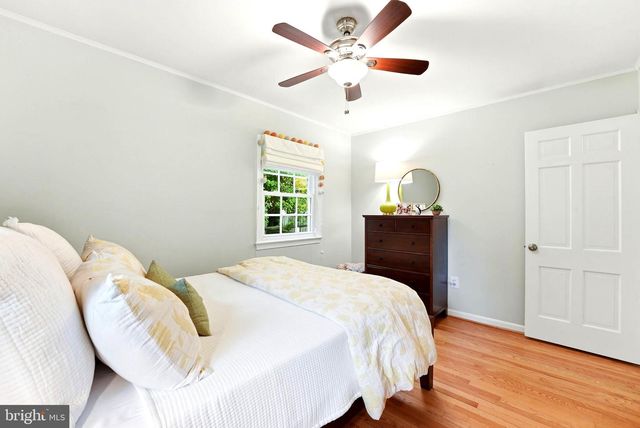 1905 WAKEFIELD ST, Alexandria, VA 22308