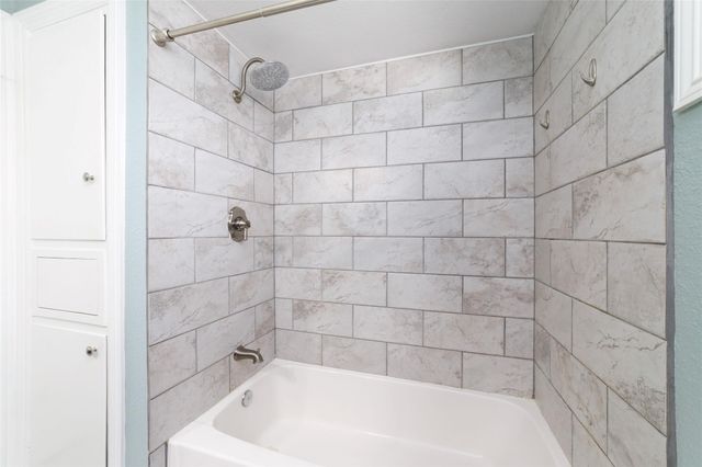 11410 Endicott Lane, Houston, TX 77035