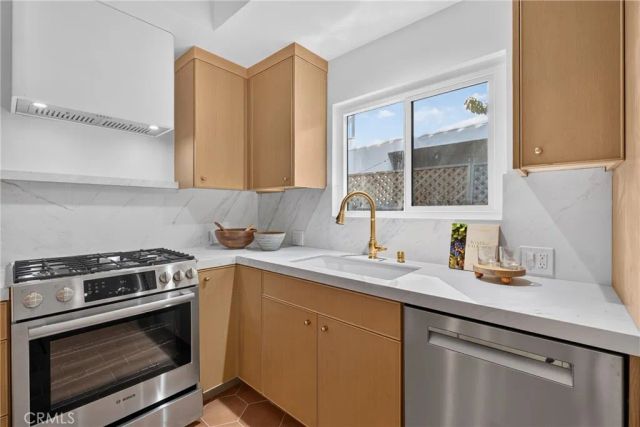 938 18th Street 5, Santa Monica, CA 90403
