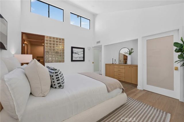 938 18th Street 5, Santa Monica, CA 90403