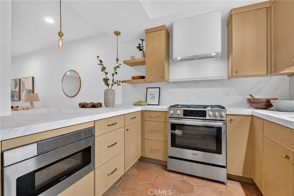938 18th Street 5, Santa Monica, CA 90403