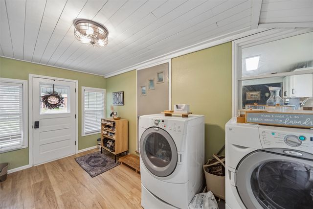 715 Ashworth Drive, Waukee, IA 50263