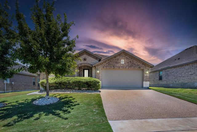 447 Paso Fino Street, Robinson, TX 76706